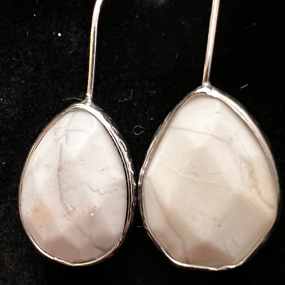 Earrings -silver wire with faceted white stone with marble effect.